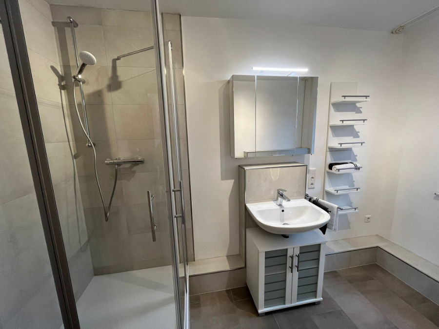 Monteurwohnung in Dülmen | Badansicht vom zweiten Bad mit Dusche