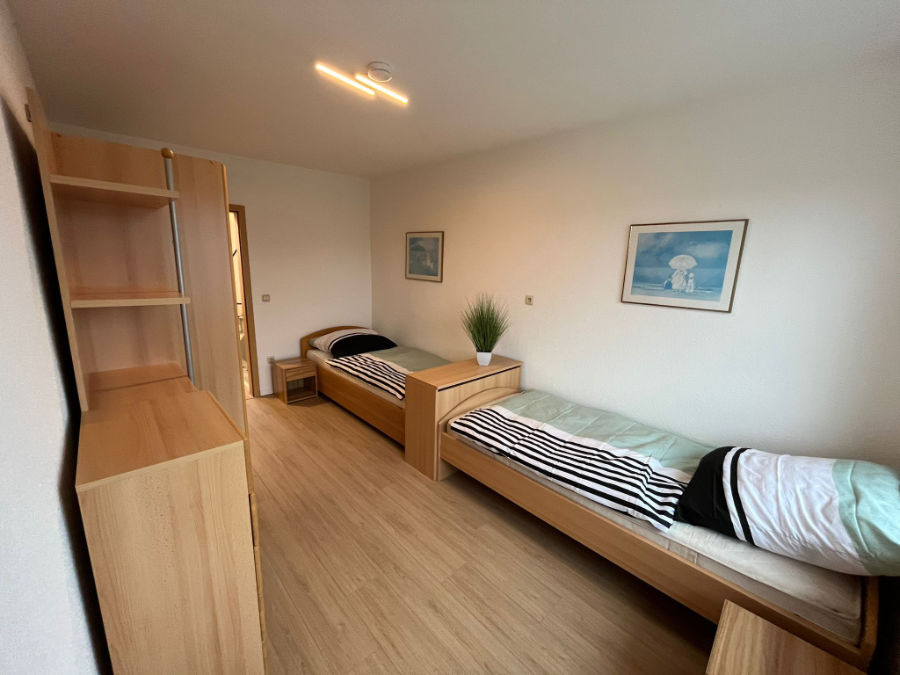Schlafzimmer 01 der 4-Zimmer-Wohnung in Dülmen | Schlafzimmer Ansicht B
